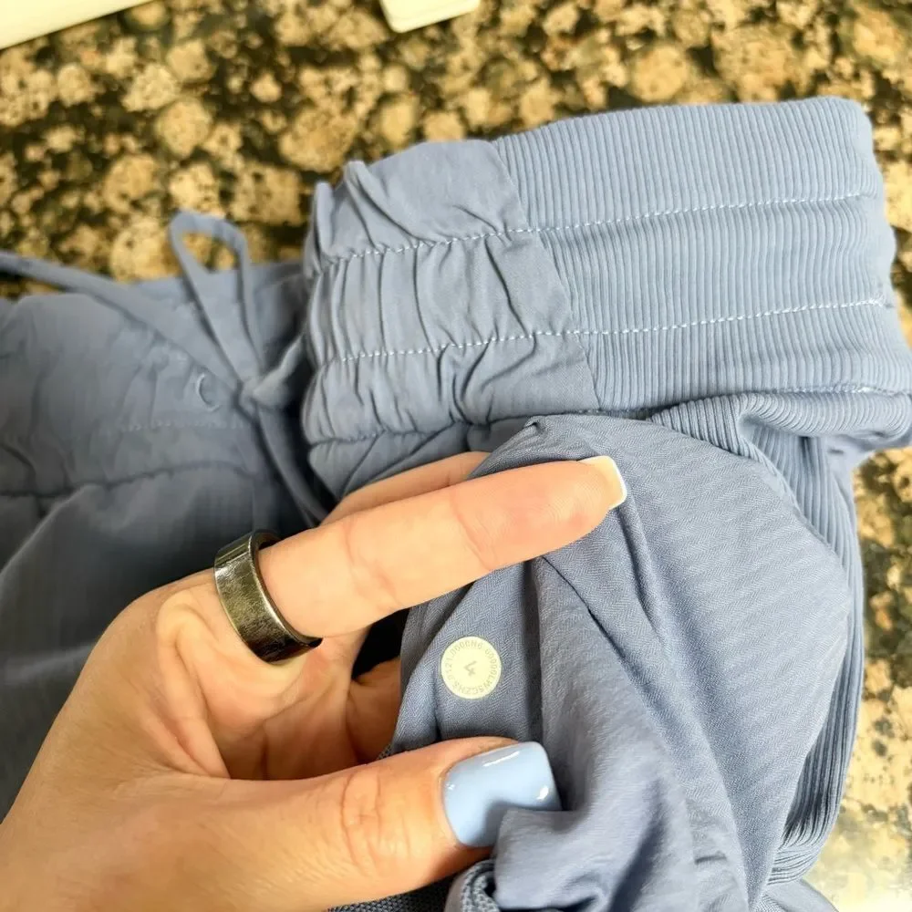 Lululemon Beyond the Studio Jogger Blue Ruched Sides Size 4 Pockets